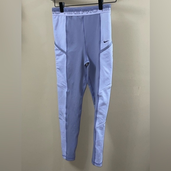 Nike Women's Pro High-Waisted 7/8 Training Leggings in Purple Size Small